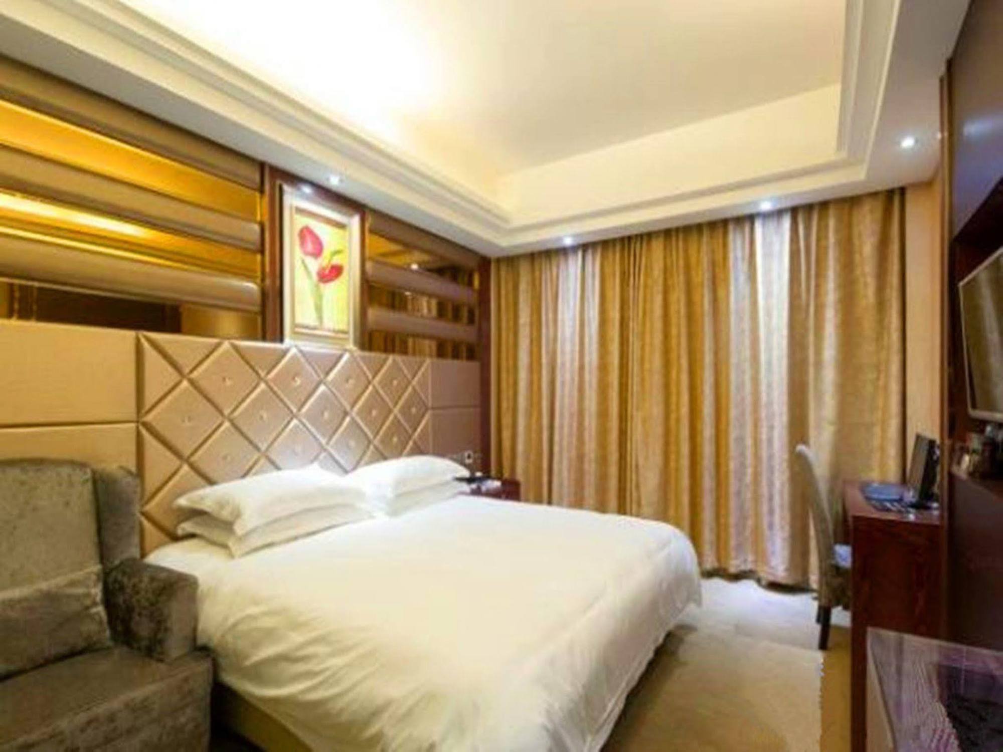 Jiadi Business Hotel Yiwu  Esterno foto